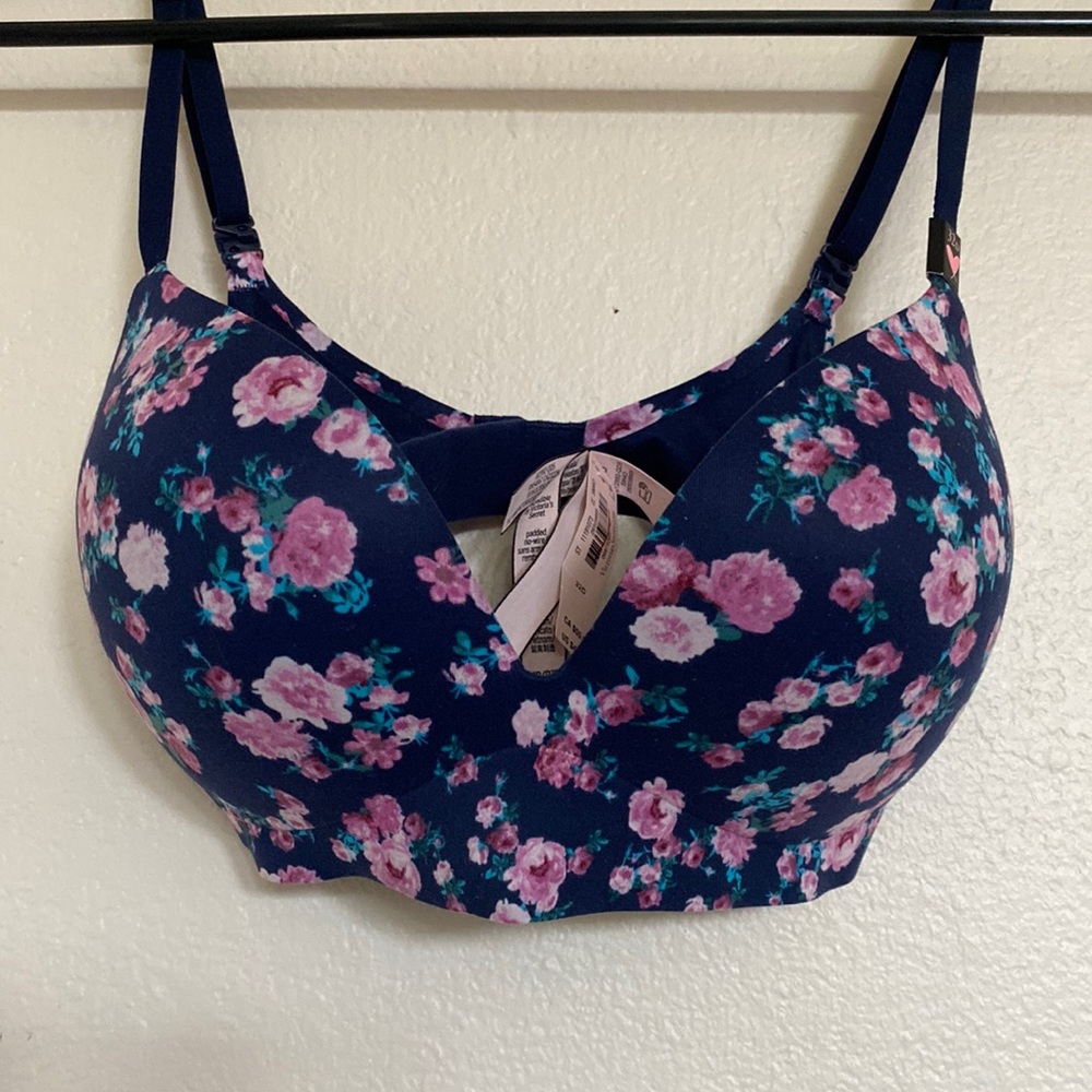 Bra Incredible By Victoria’s Secret, Padded No-Wire, Size: 32D